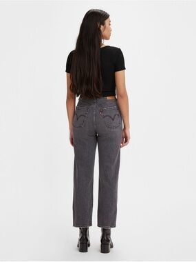 Levi's Ribcage Straight Button Fly Jeans Size 32 High Rise Gray Wash
Denim Chic